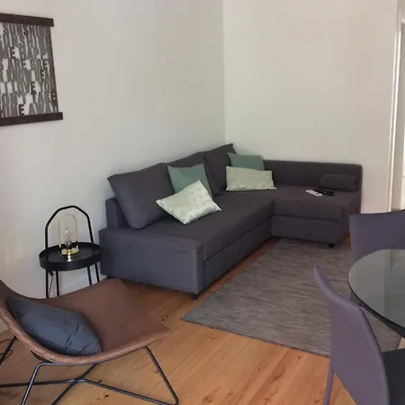 Whome Modern 1-bed With Ac & Private Terrace Lisbona